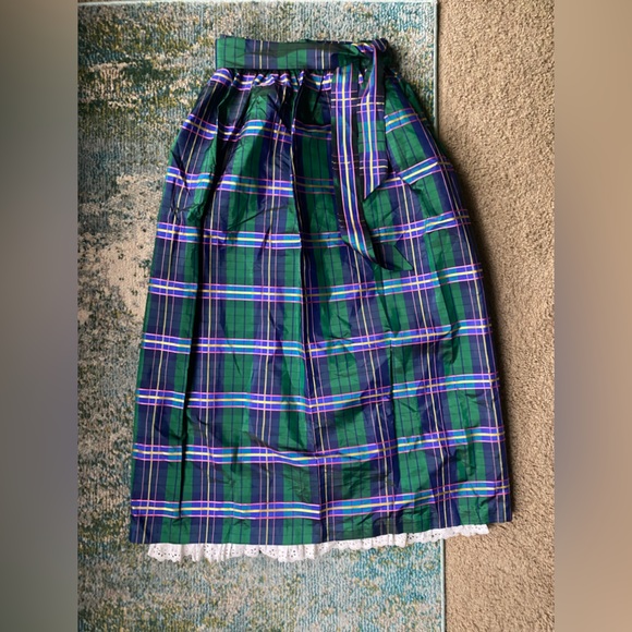 Vintage rare 60/70s Ellen Tracy plaid taffeta wrap long skirt, size medium large - Picture 2 of 16